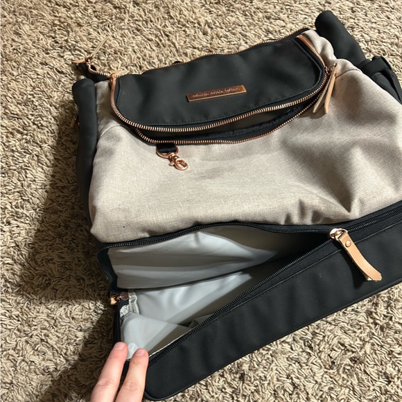 Petunia Pickle Bottom diaper bag - Picture 5 of 6